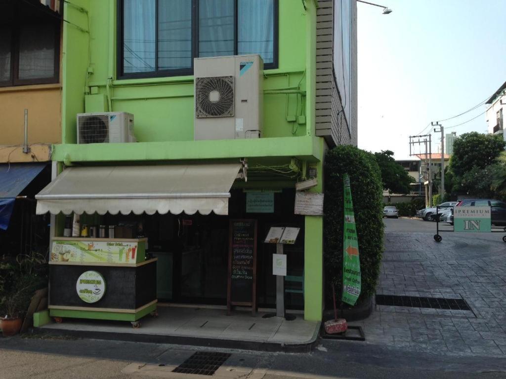 Ipremium Sukhumvit 81 Hotel Bangkok Ngoại thất bức ảnh