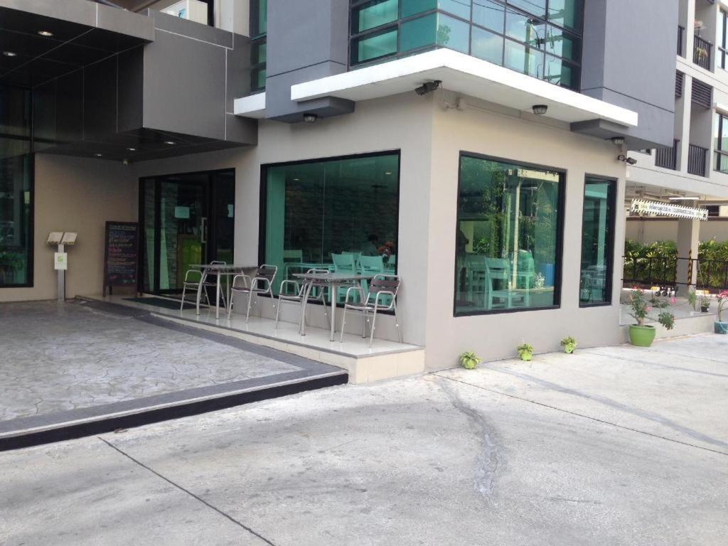 Ipremium Sukhumvit 81 Hotel Bangkok Ngoại thất bức ảnh