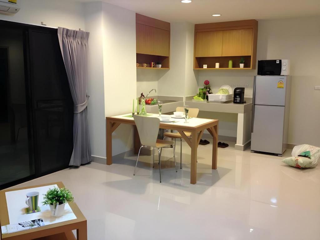 Ipremium Sukhumvit 81 Hotel Bangkok Ngoại thất bức ảnh