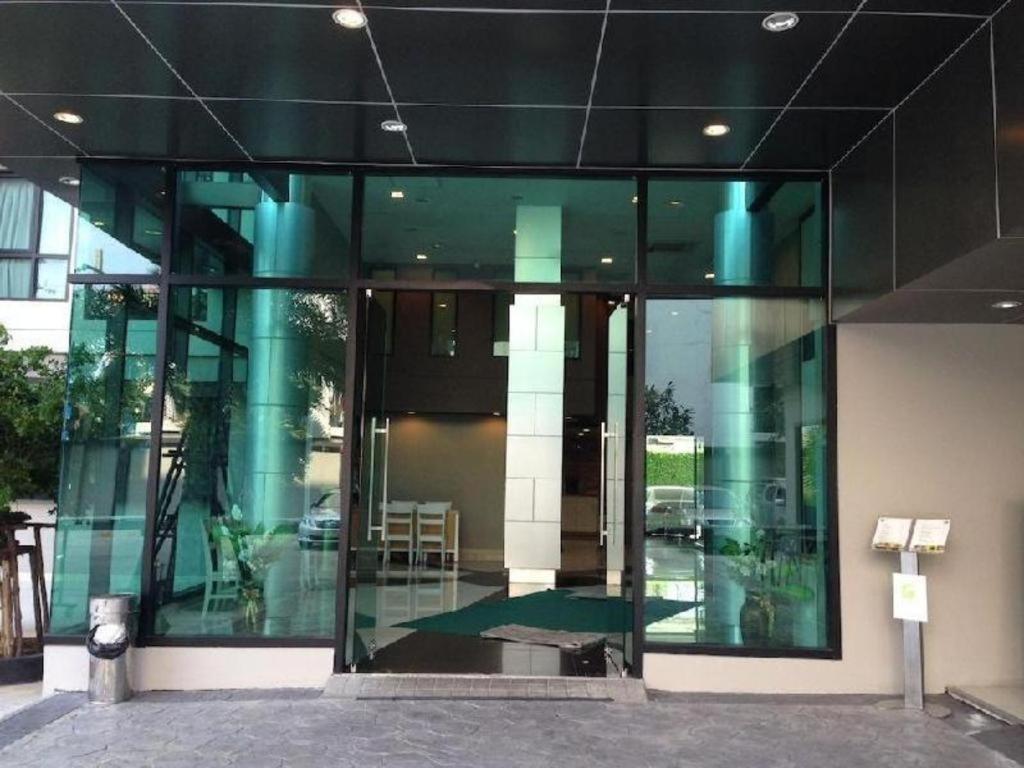 Ipremium Sukhumvit 81 Hotel Bangkok Ngoại thất bức ảnh