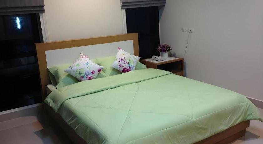 Ipremium Sukhumvit 81 Hotel Bangkok Ngoại thất bức ảnh