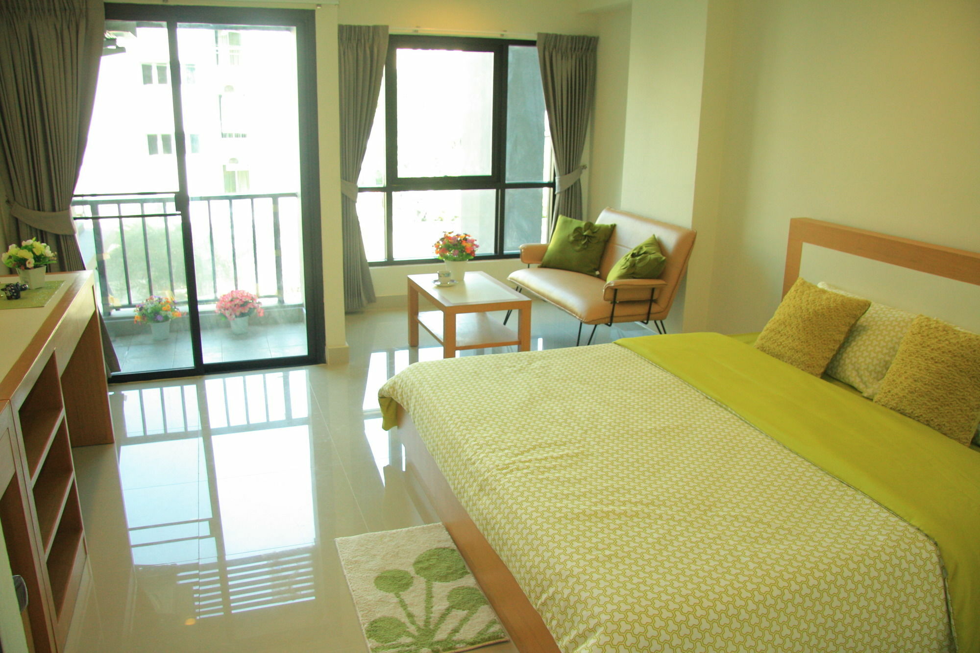 Ipremium Sukhumvit 81 Hotel Bangkok Ngoại thất bức ảnh
